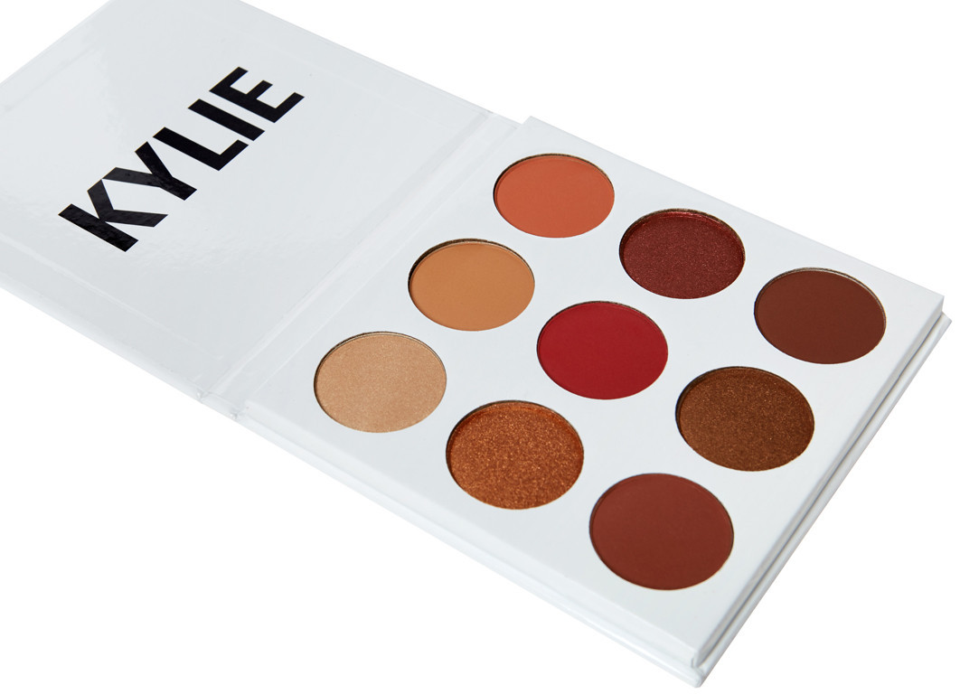 Kyshadow-Burgundy-Palette-Inside-Packagepg