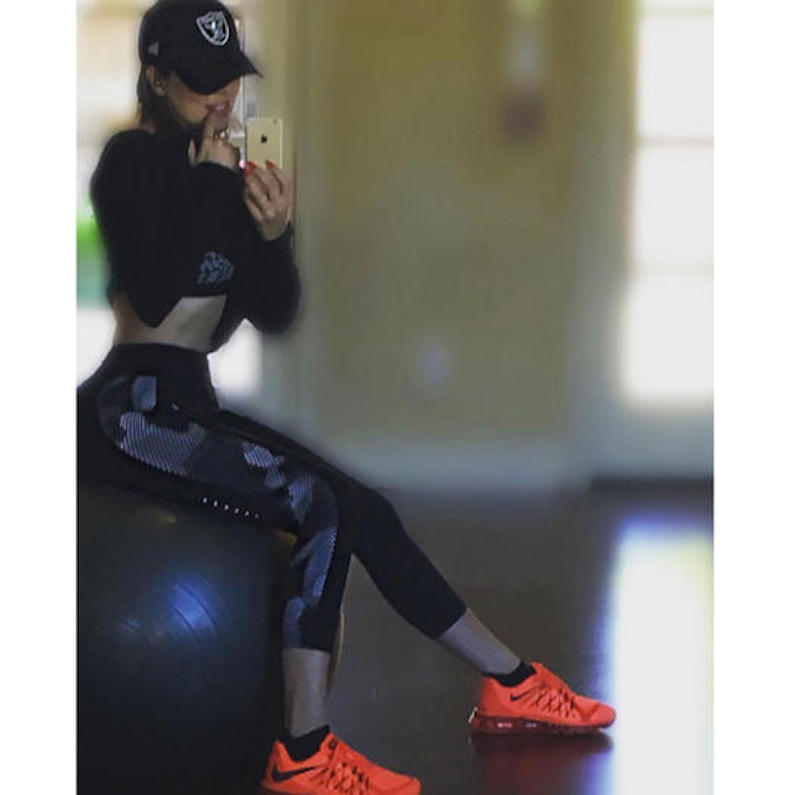 athleisure celebrities gym clothes