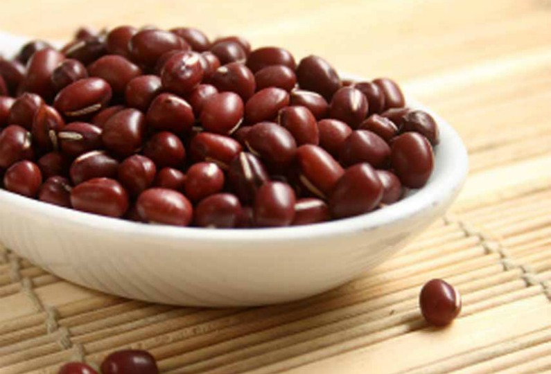 Adzuki bean facial